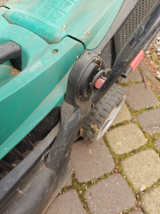 Kosiarka elektryczna Bosch rotak 370 er