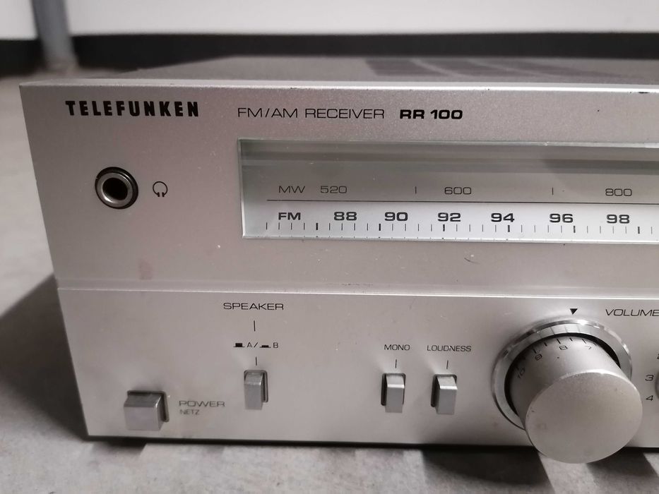 Amplituner Telefunken RR100