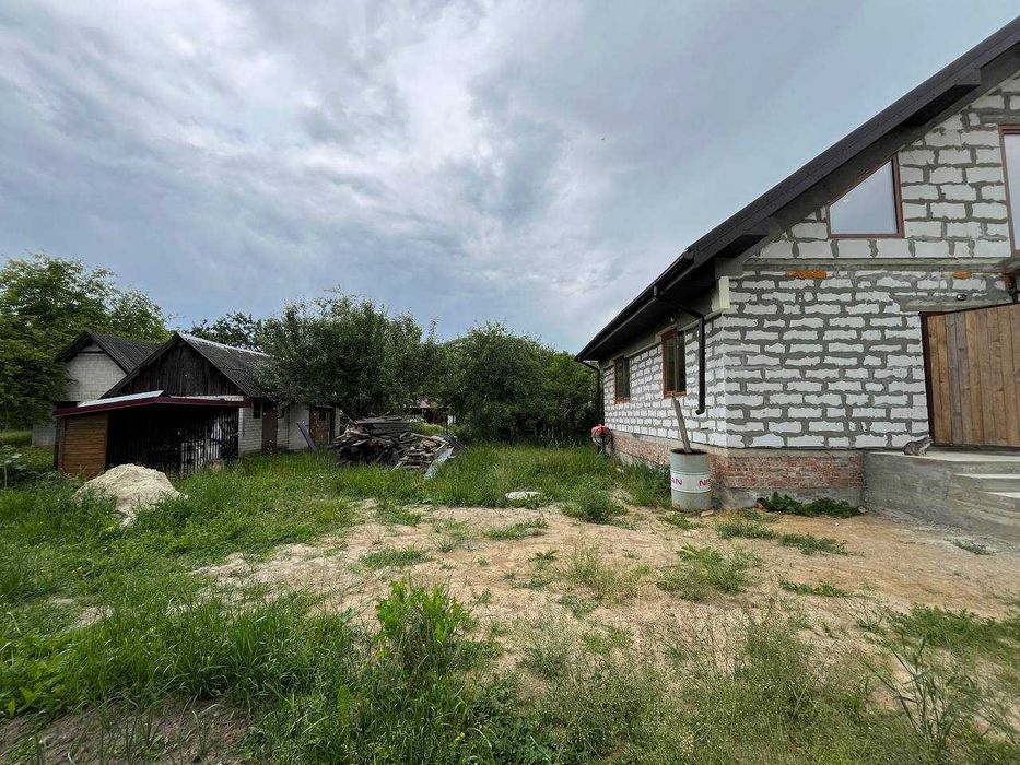 Продається будинок у с. Ценжів (2)