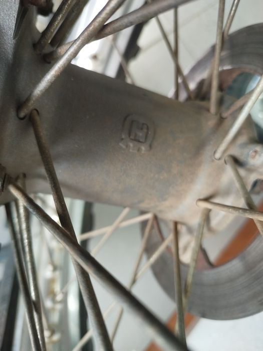 Rodas Excel 21/18 Husqvarna