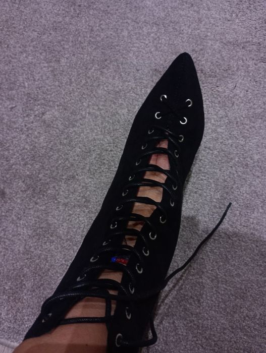 Nowe szpilki czarne Boohoo 6 39 wiązane