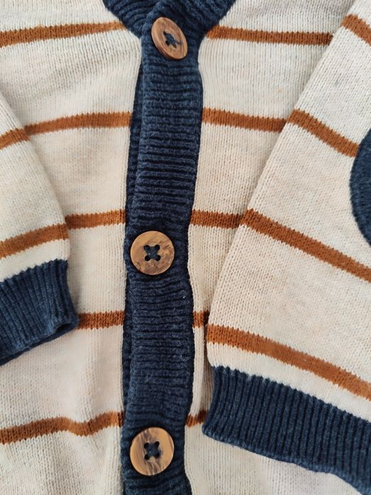 Sweter zapinany kardigan 68