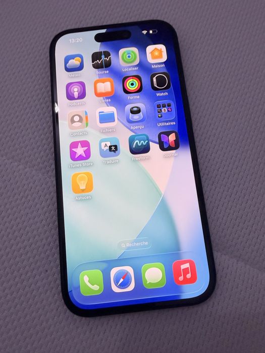 Iphone 16 128 go black like new