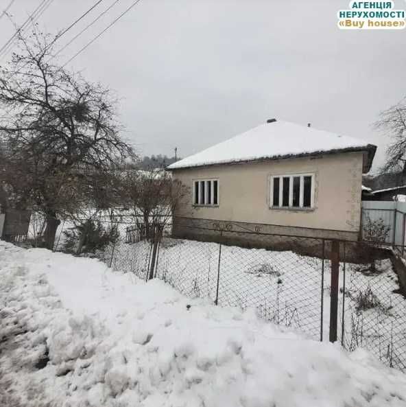 Продаж будинку дешево під реконструкцію