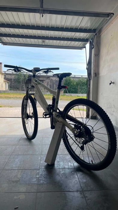 Commencal Meta AM Full Suspension