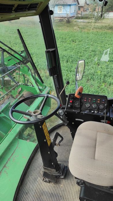 Продам зерновий комбайн John Deere 1170