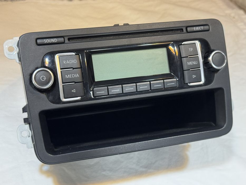 Raido VW polo 2011446807247066255361