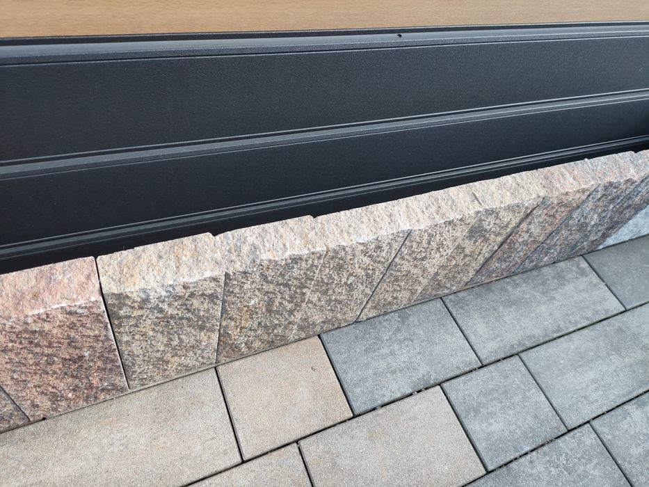 Palisada łupana Palisady Kostka brukowa ogrodzenia obrzeże