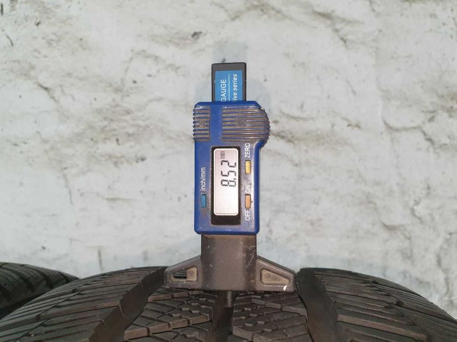 Cztery Opony zimowe 225/45R17 8,5mm Barum Polaris 5 2022r