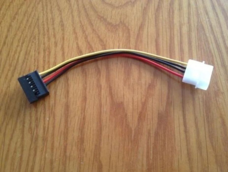 Кабель питания SATA Molex