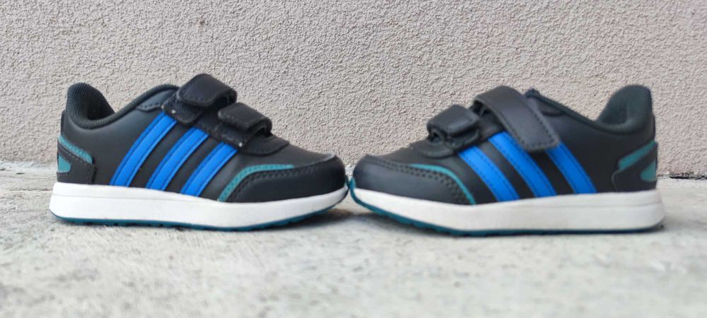 Dziecięce Buty ADIDAS
VS SWITCH 3 CF I IG9644 rozmiar 23