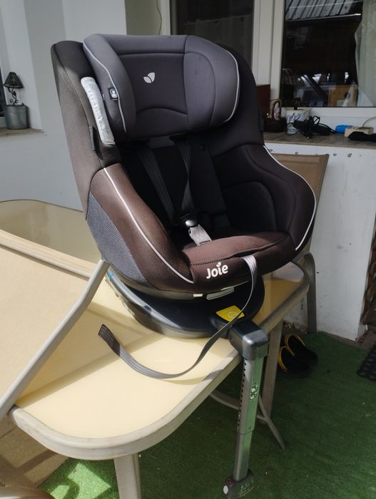 Fotelik ISOFIX obrotowy samochodowy