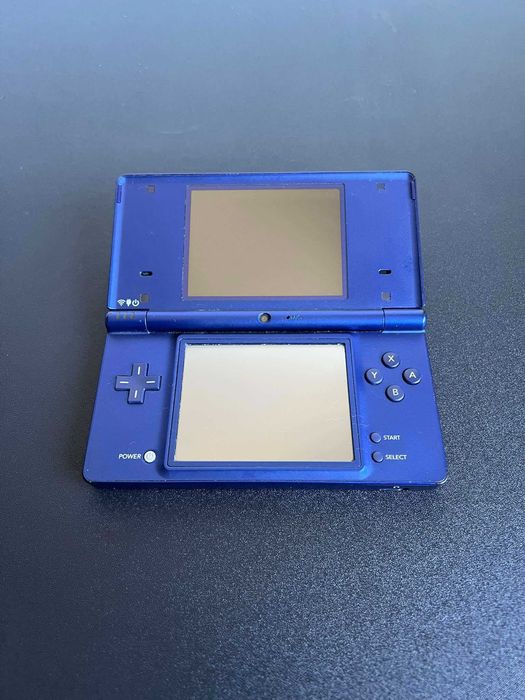 Nintendo DSi Azul Metálico com 80+ Jogos