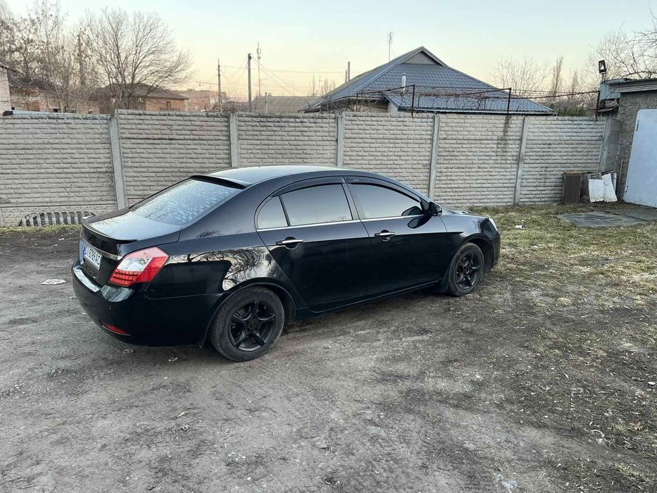 Gelly Emgrand  ЕC7 1.8 газ/бензин