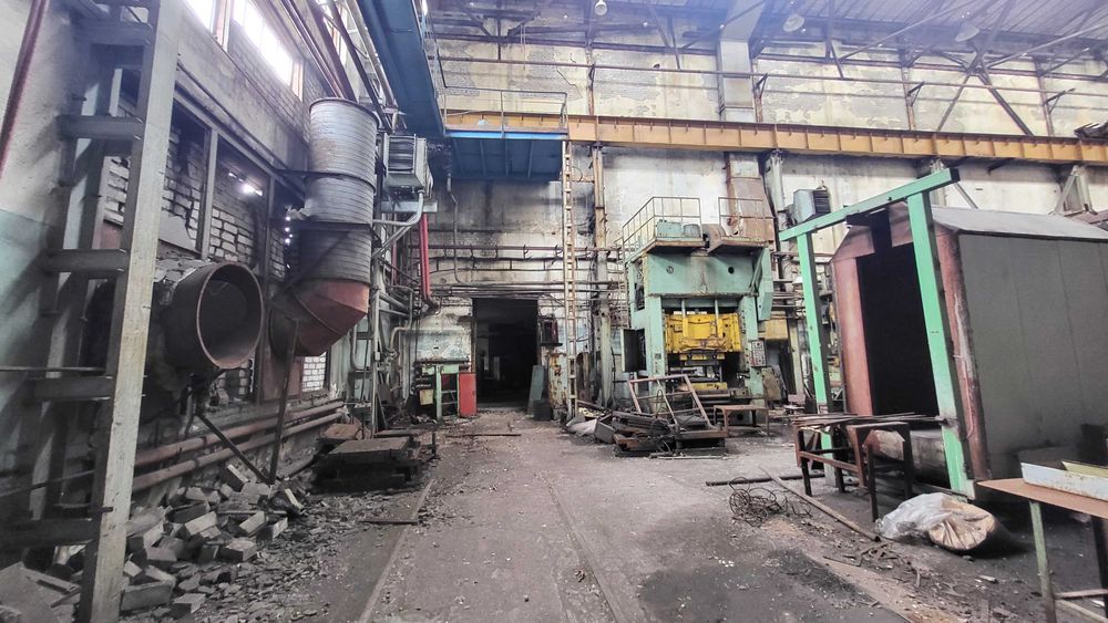 Продаж виробничого комплекса вул. Південна.