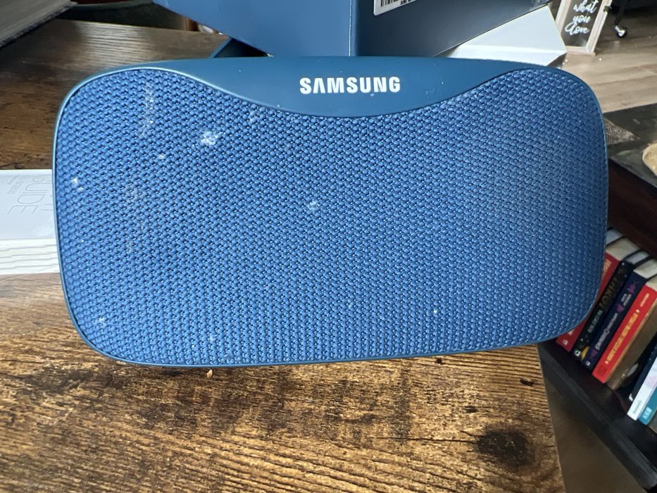 Samsung lewel box slim - maly głośnik