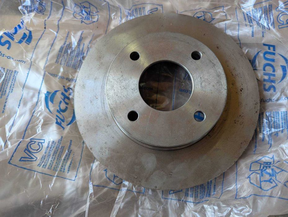 гальмівні диски NISSAN на 4 і 5 болтів вентильовані і невентильовані