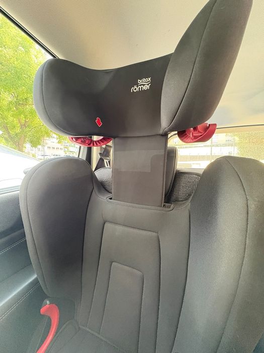 Cadeira Auto Isofix grupo 2/3 Britax Romer Kidfix III S (modelo de 2021) cinza