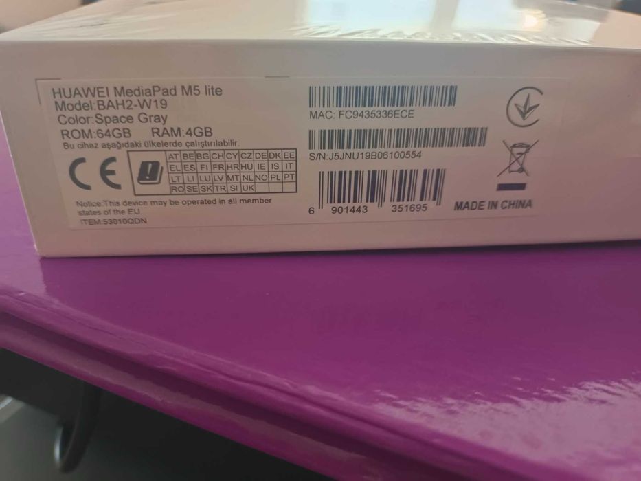 планшет Huawei MediaPad M5 Lite