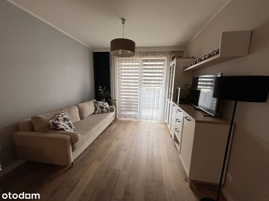 Mieszkanie 2-pokojowe z balkonem, garaż i duża piwnica w cenie!