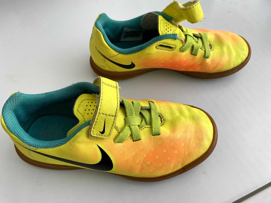 Chuteiras de futebol CRIANÇA NIKE T 31