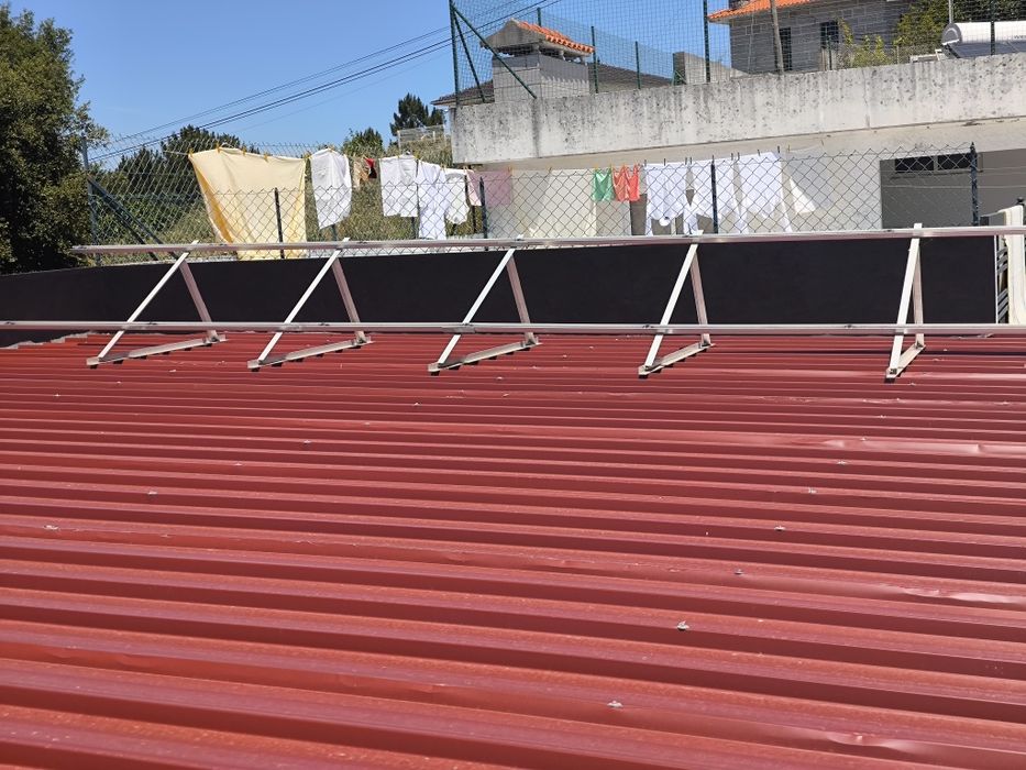 Kit fotovoltaico, Inversor Solax Power X1 3.3, 6 painéis e estrutura alumínio