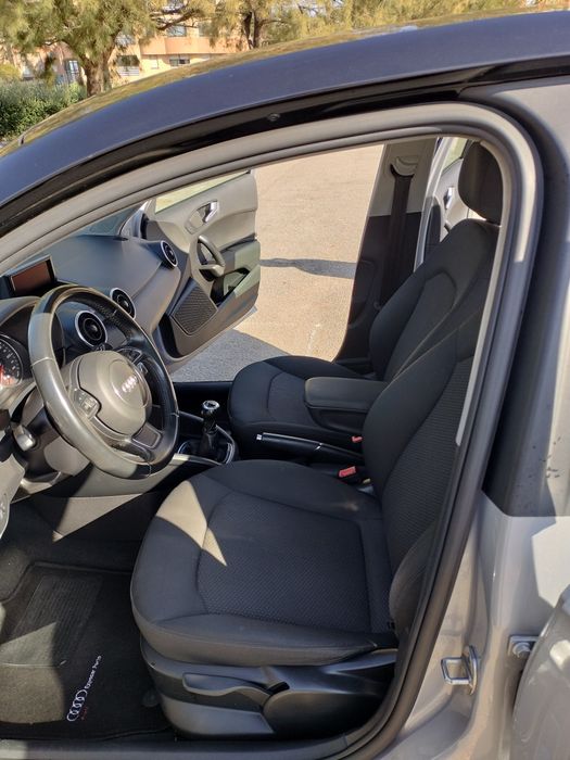 Audi A1  75.200 kms