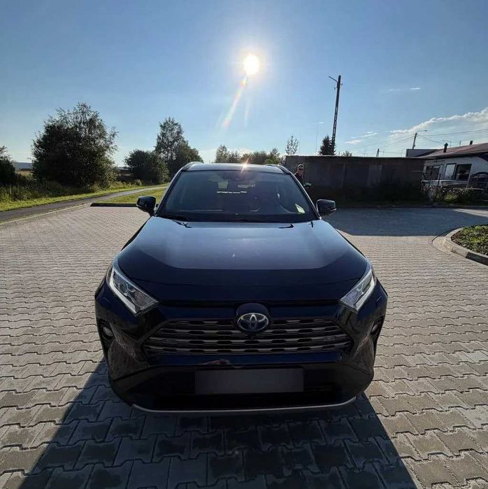 Продам Toyota RAV4 2020 2.5 Hybrid