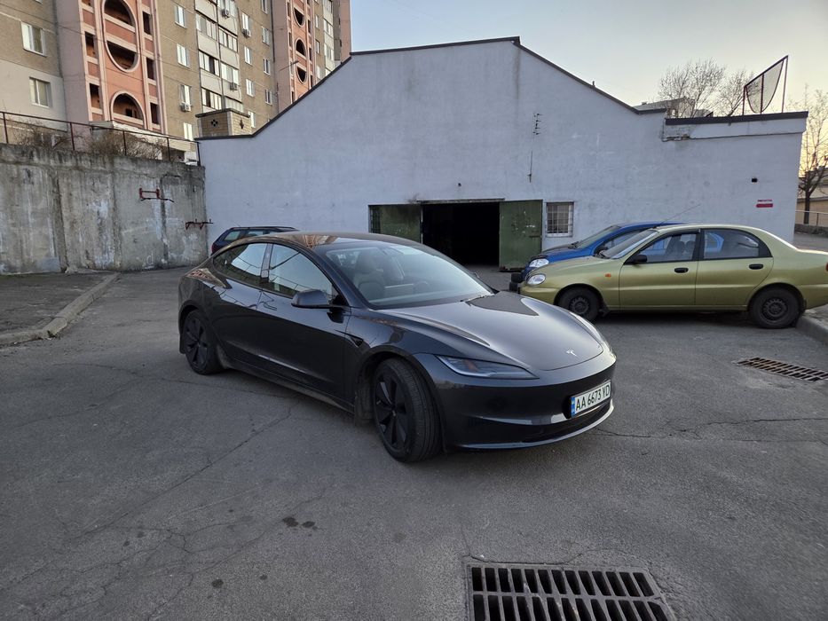 tesla model 3 highland 2024