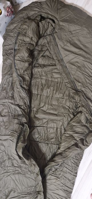 Спальний мішок Carinthia Defense