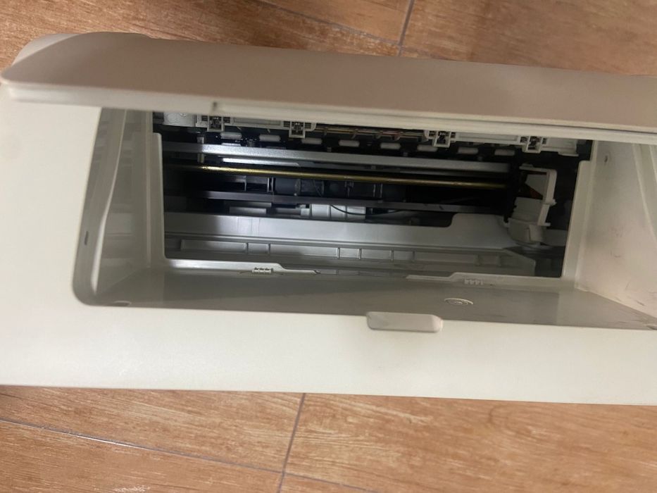Impressora HP Deskjet 2710
Impressora HP Deskjet 2
Impressora HP Deskjet 2710