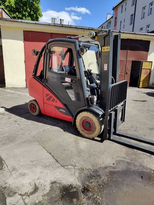 Wózek widłowy  LINDE  H35T  EVO  TRIPLEX  PEŁNA  KABINA
