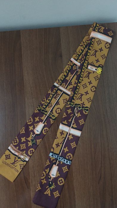 Шелковая лента твилли louis vuitton