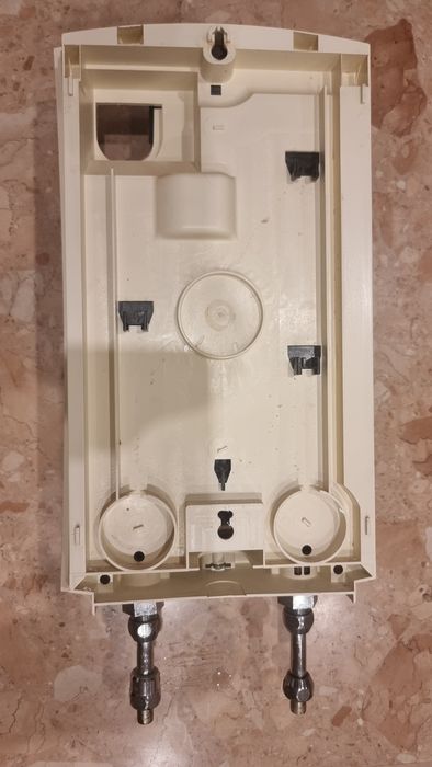 Проточний німецький водонагрівач Stiebel Eltron DHA 4/8