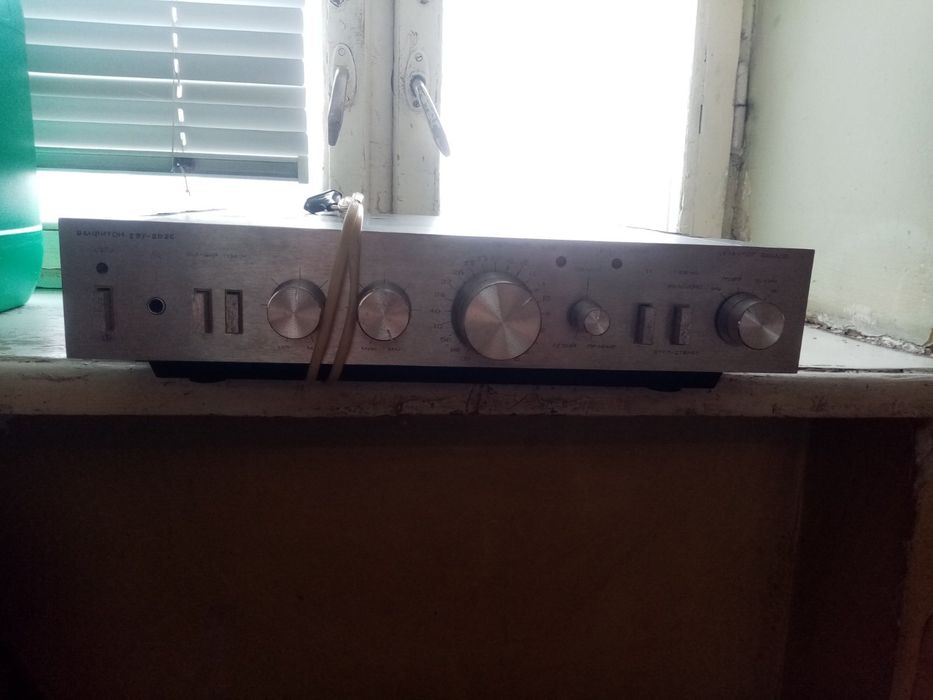 Продам підсилювач амфитон 25у 202с