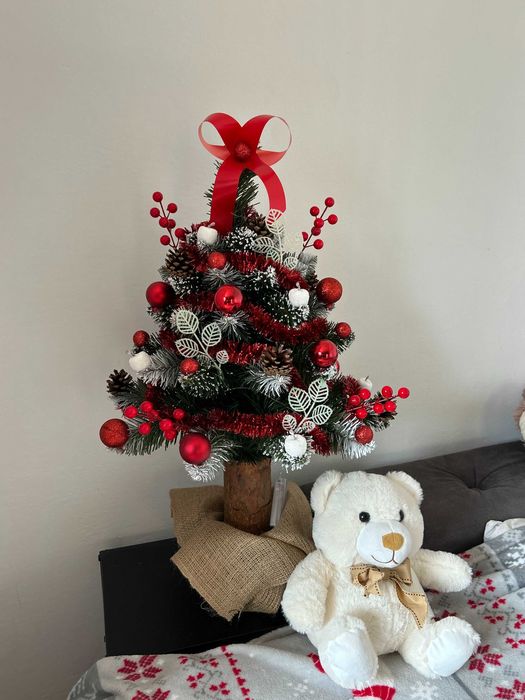 Choinka na pniu 70 cm z DEKORACJĄ i ozdobami - ubrana [producent]