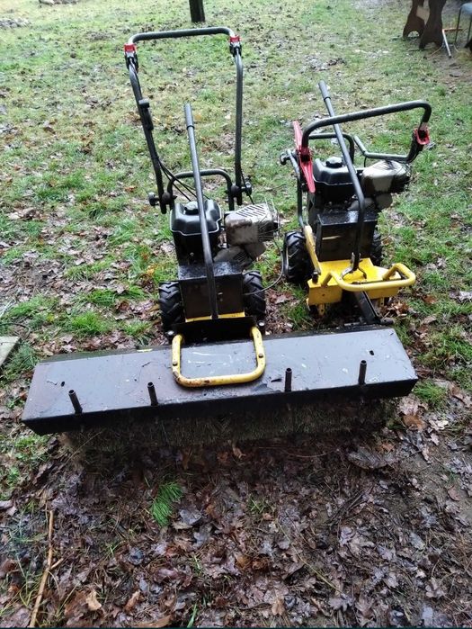 Zestaw zamiatarek marki Texas z silnikiem Briggs&Stratton