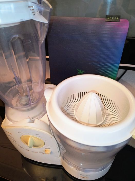 Комбайн Philips Cucina