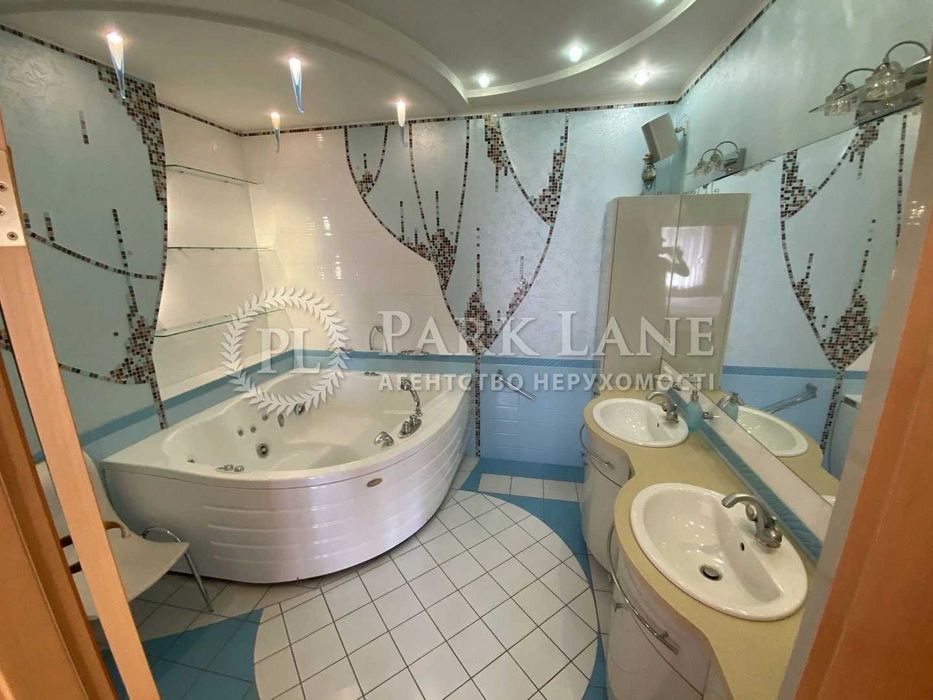 Продаж 5к. квартири на Подолі, вул. Введенська, 29/58