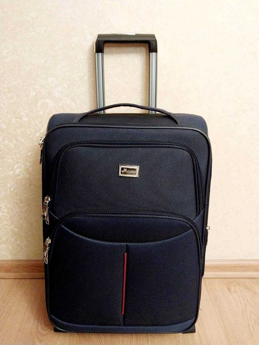 Чемодан маленький на колесах тканевый , размер S , ручная кладь