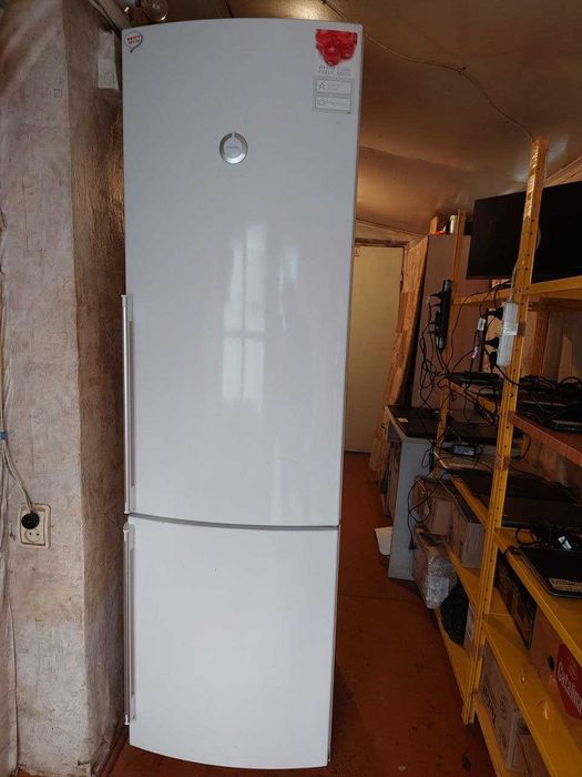 Холодильник GORENJE RK 68 об'єм 391 литр висота 200см