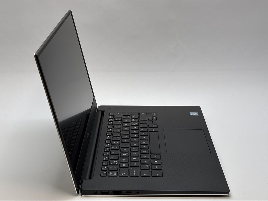 Dell Precision 5530 | i7‑8850H | 16 GB RAM | 1 TB SSD/ Windows11Pro
