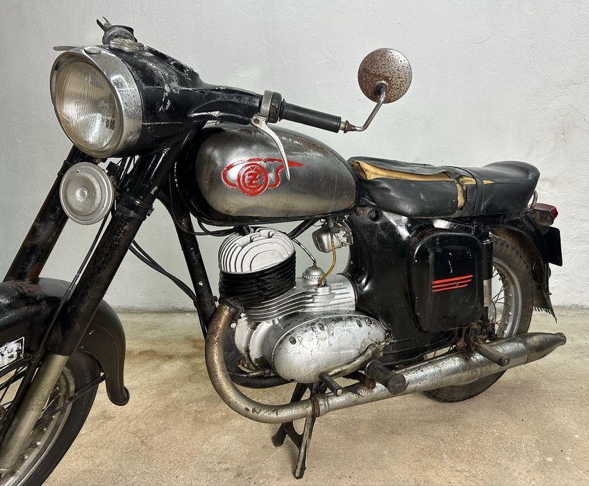 Jawa CZ 175 - completa