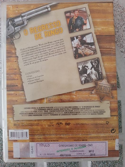 Vendo DVD O Regresso de Ringo