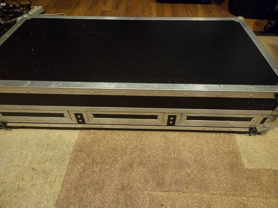 Case na mikser i odtwarzacze