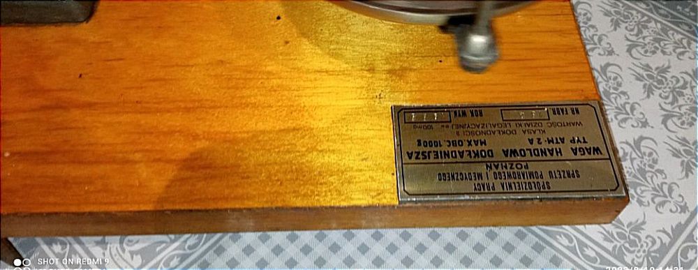 Stara waga jubilerska