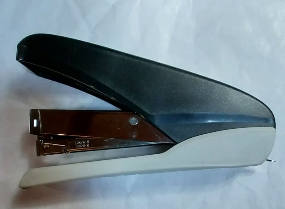 Sax Stapler 180435476949694556161