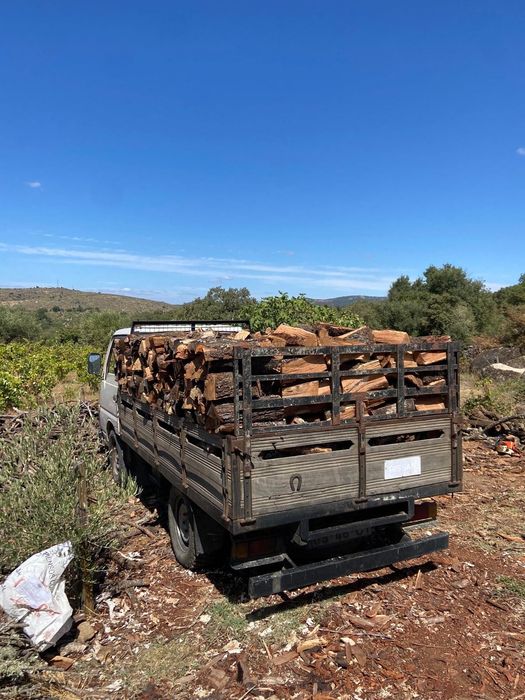 Lenha de amendoeira Carvalho e freixo e carrasco