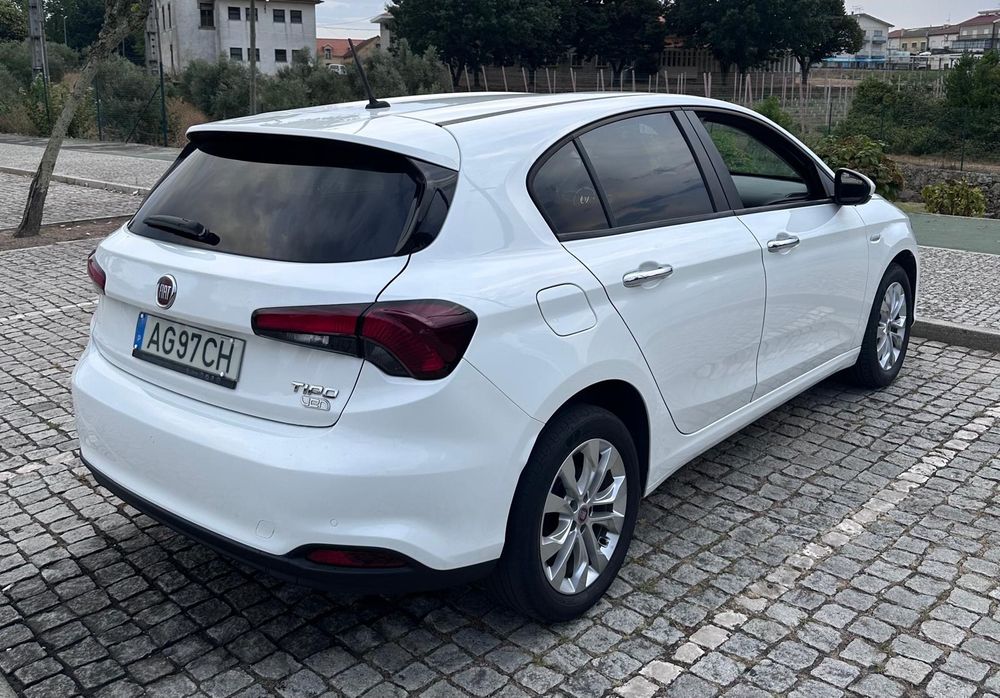 Fiat tipo comercial, apenas com 120.000kms nacional, com todos os extras