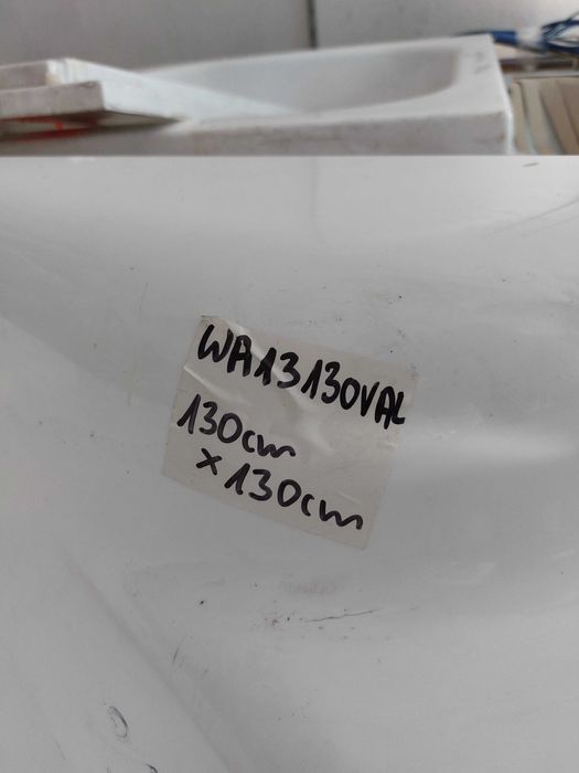 Wanna akrylowa Sanplast Oval 130x130 nowa narożna.